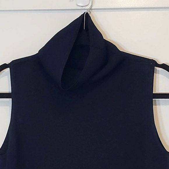 Chico's Travelers Mock Neck Sleeveless Top Tank Slinky Knit Navy Blue Size 1 - Picture 2 of 11